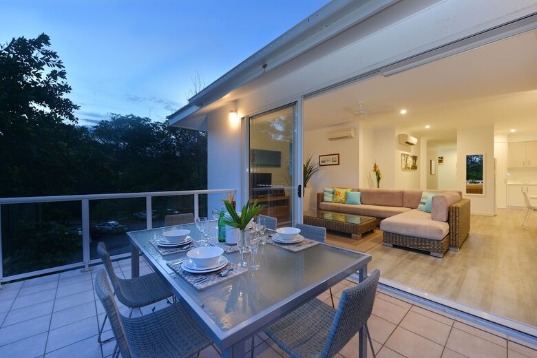 Apartamentos On The Beach 321