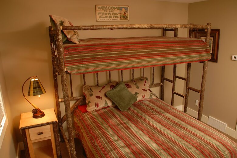 Cabana Trappers Landing Lodge
