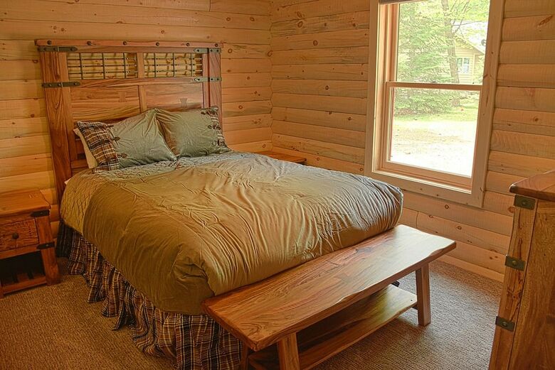 Cabana Trappers Landing Lodge