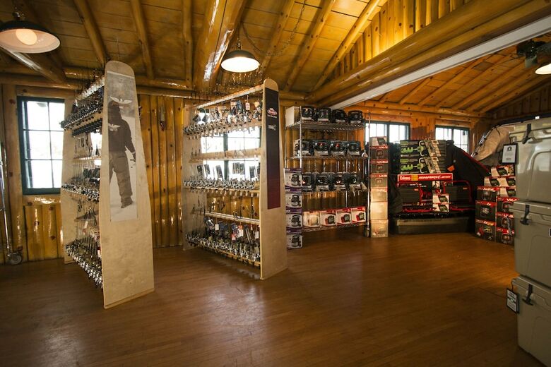 Cabana Trappers Landing Lodge