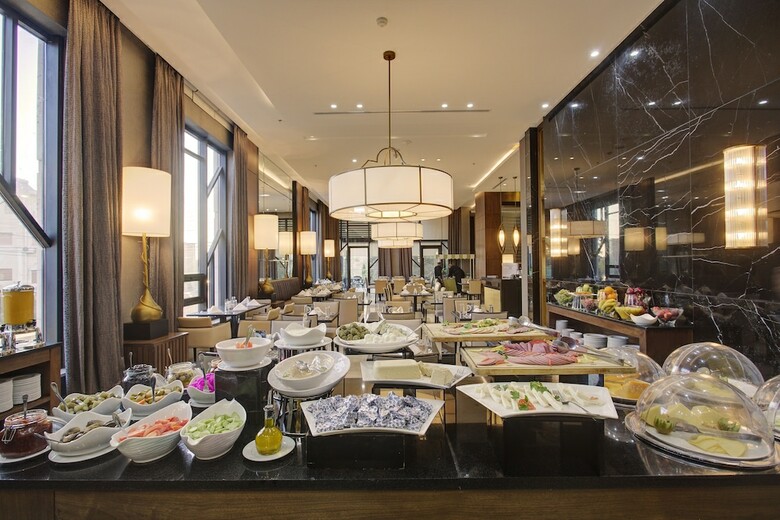 Hotel The House Boutique Suites