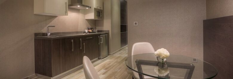 Hotel The House Boutique Suites