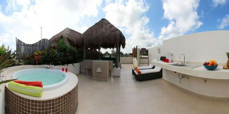 Bello Village 2 Bedroom Penthouse Sleeps 5