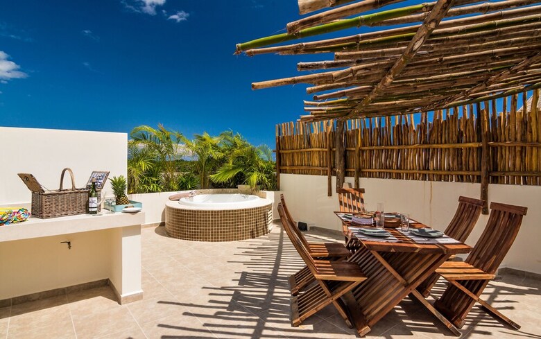 Prieta Penthouse 2 Bedrooms Sleeps 4