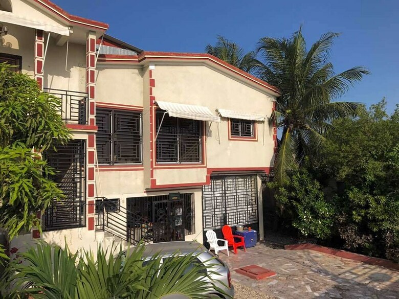 Hotel Marcie Guesthouse H�tel And Restaurant