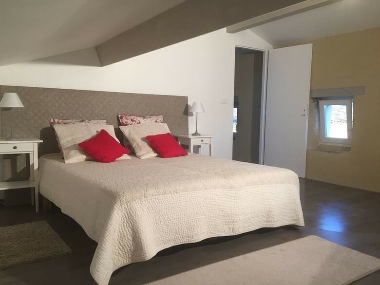 Villa Mas De La Jonchi�re