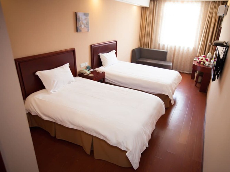 Greentree Inn Zhenjiang Nanmenwai Street Shell Hotel