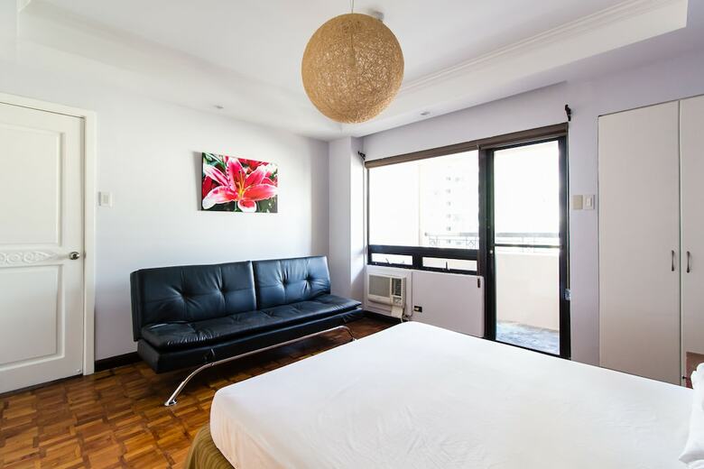 Alcoves Apartments