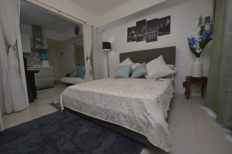 Positano Tower Azure Beach Resort