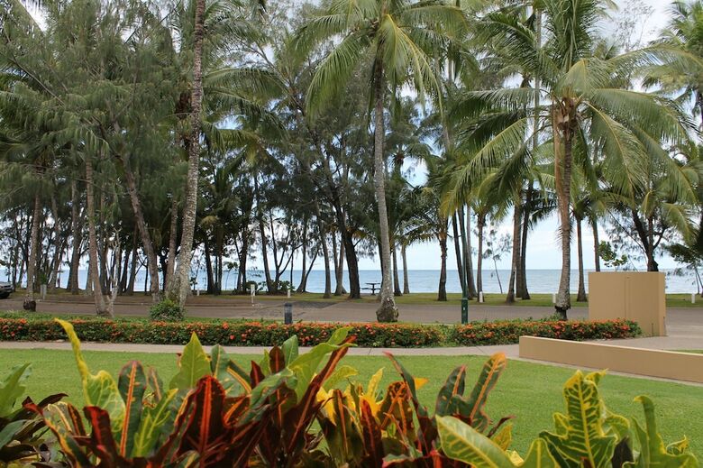Amphora Resort Luxury Private Apartments