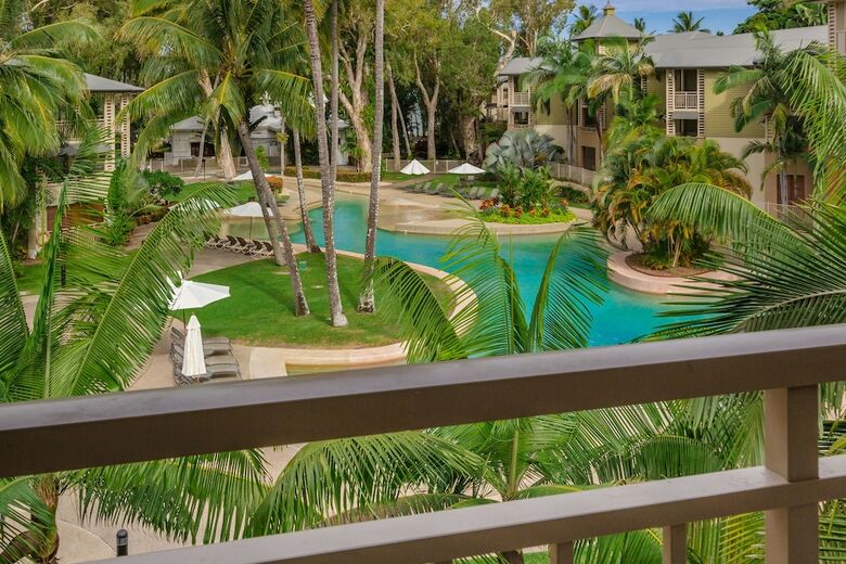 Amphora Resort Luxury Private Apartments