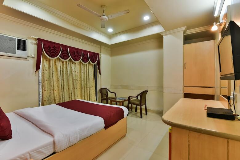 Hotel Oyo Flagship 572 Santacruz West