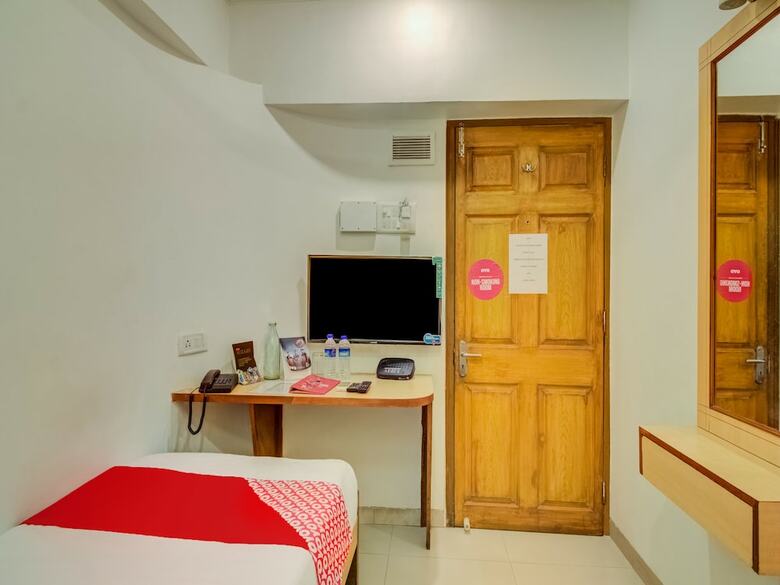 Hotel Oyo Flagship 572 Santacruz West