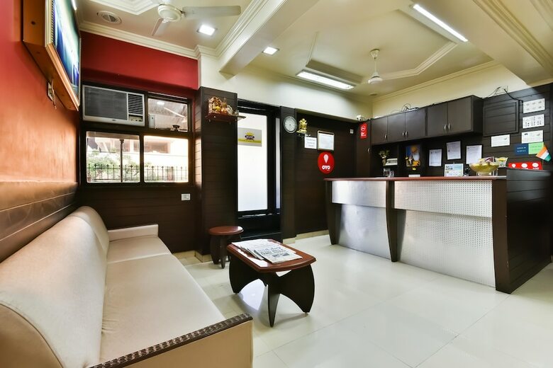 Hotel Oyo Flagship 572 Santacruz West