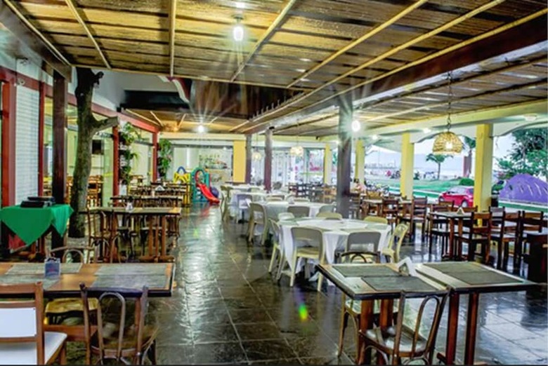 27 Praia Hotel