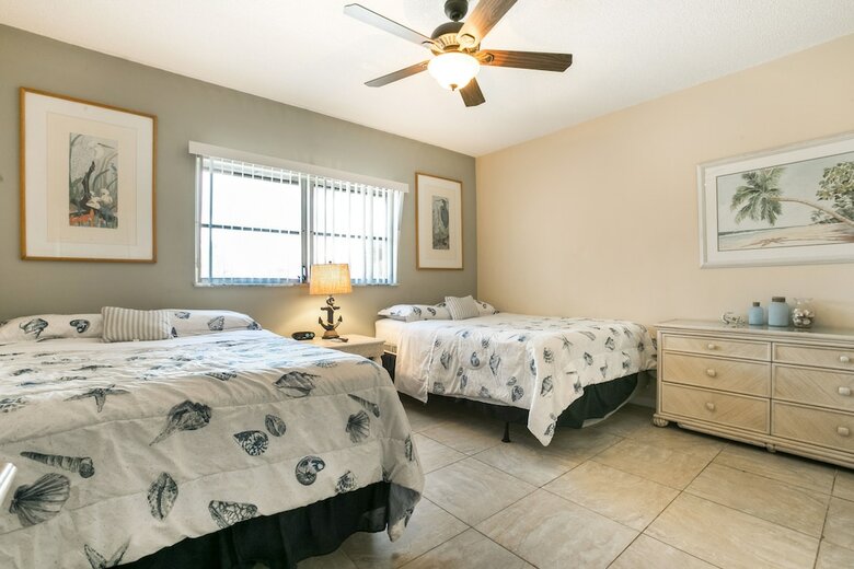 Apartamento Hideaway Waterfront Resort & Hotel
