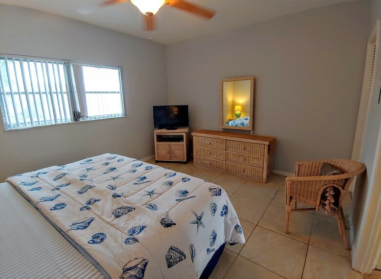 Apartamento Hideaway Waterfront Resort & Hotel