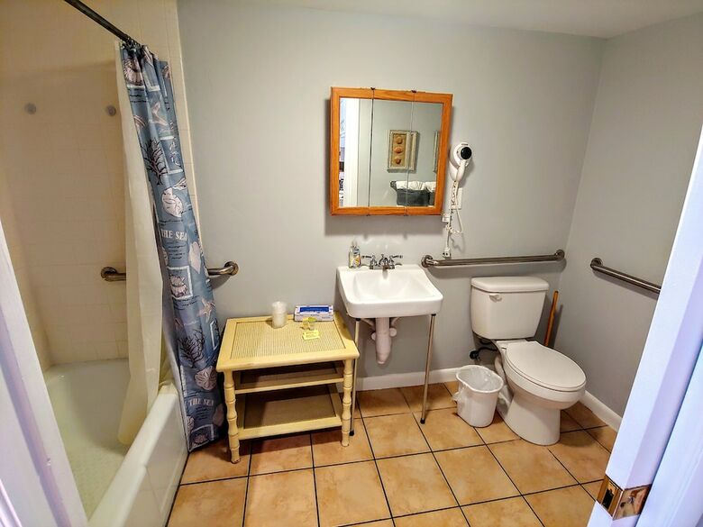 Apartamento Hideaway Waterfront Resort & Hotel