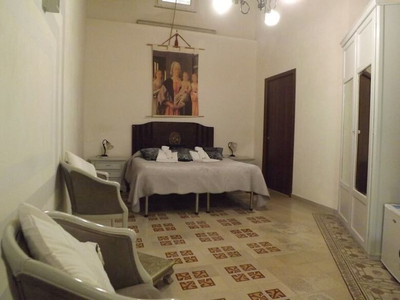 Neeton Noto Bed & Breakfast