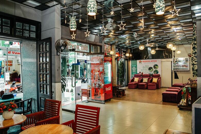 Hostal Dmz Hostel Hue