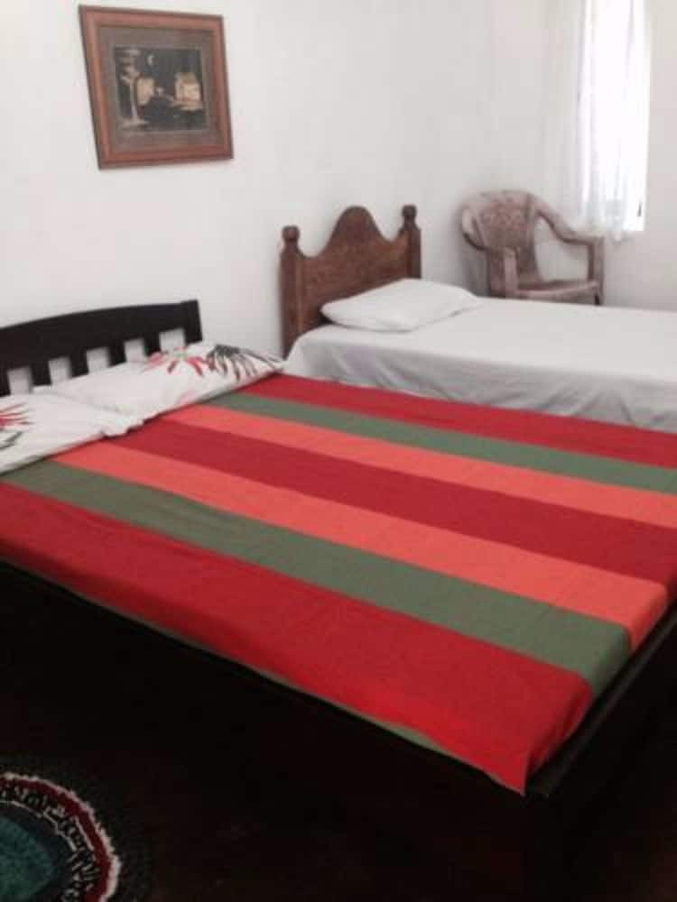 Bed & Breakfast Manik Home Stay