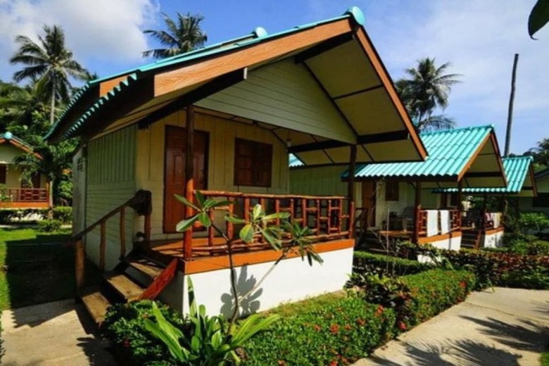 Hotel Green Cottage Beach Resort