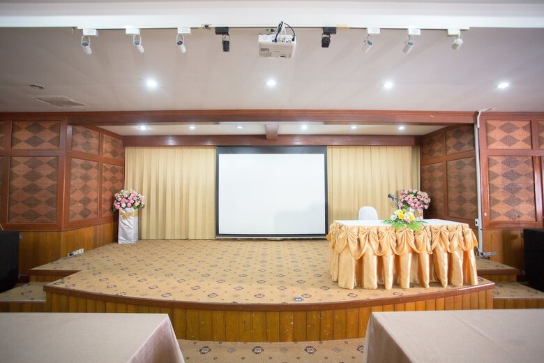 Hotel Rice Farm Villa Suratthani