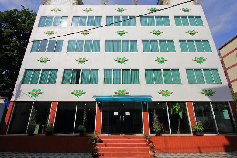 Hotel Oyo 410 Diamond Boutique Hostel