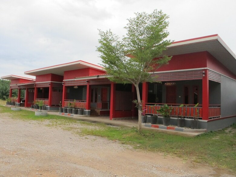 Hotel Buachompoo Resort Suratthani