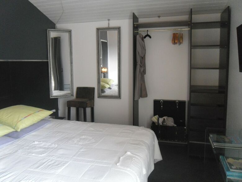 Hotel Villa D'aquitaine "maison D'h�tes"