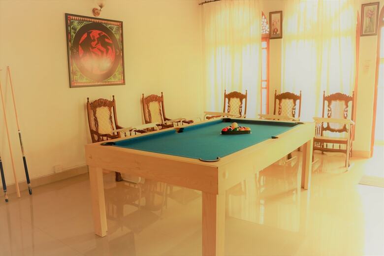 Hostal Eos Hostels