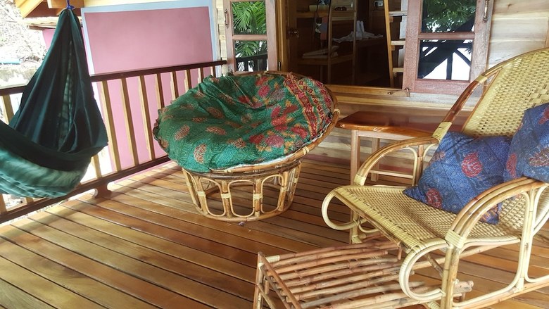 Hotel Sabai Corner Bungalows