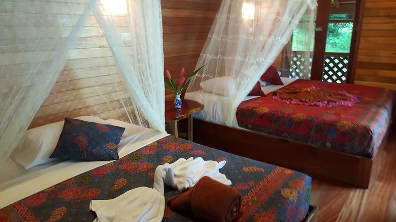Hotel Sabai Corner Bungalows