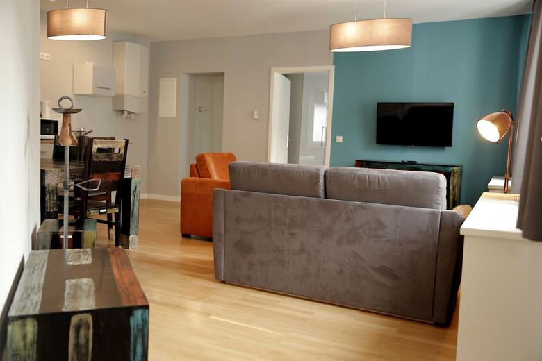 Hotel Kh Apartments