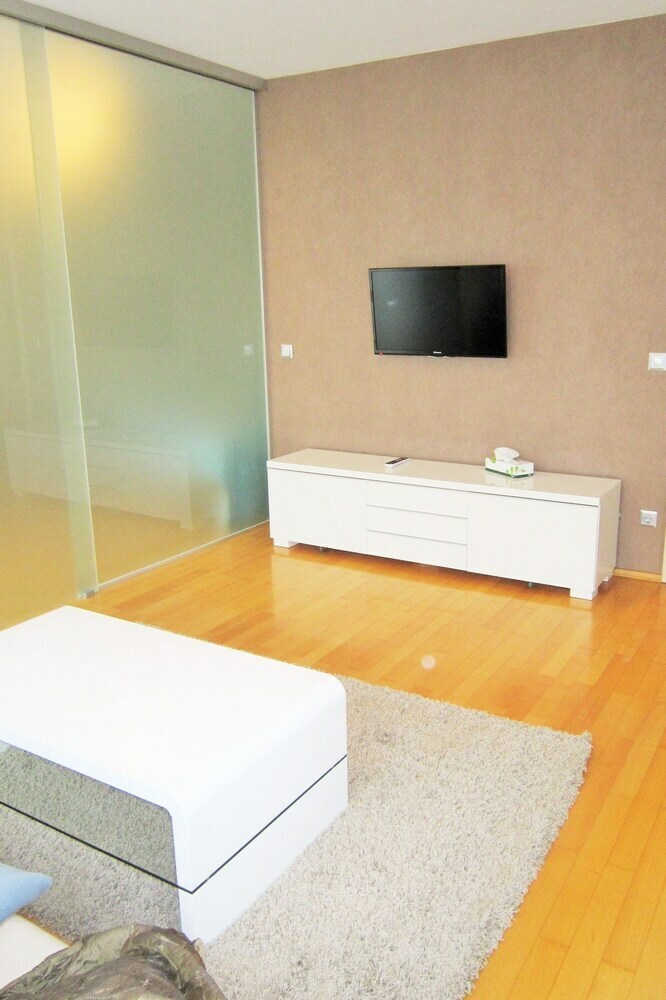 Hotel Kh Apartments
