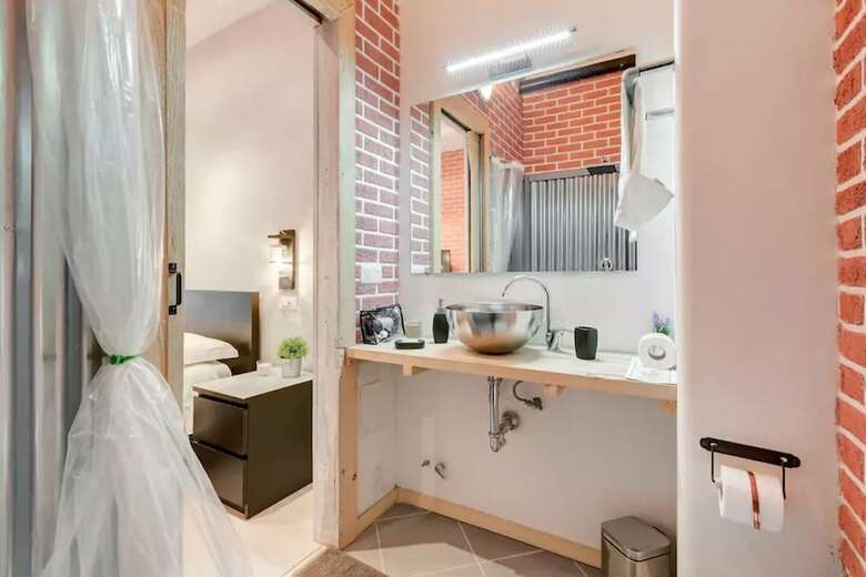 Moonlight Inn Guest House