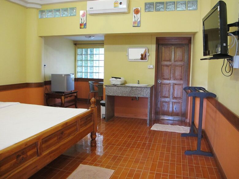 Hotel Phuendernthang Resort