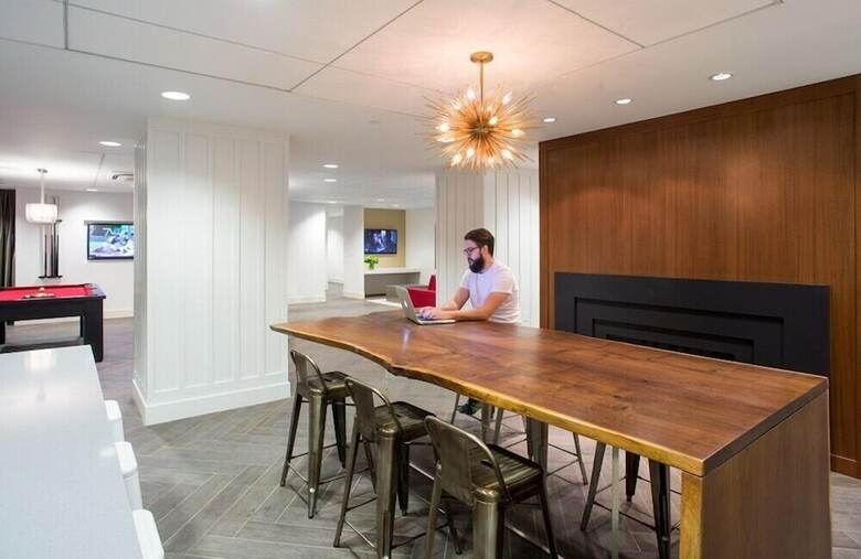 Apartamentos Cook City Suites - 1616 Walnut Street