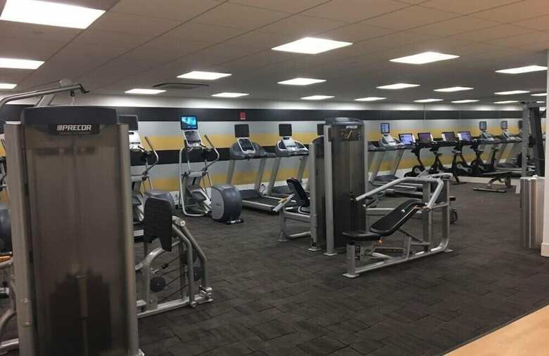Apartamentos Cook City Suites - 1616 Walnut Street