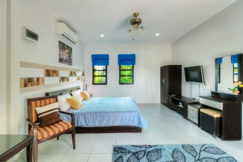 Aquatoria Bangtao Villa