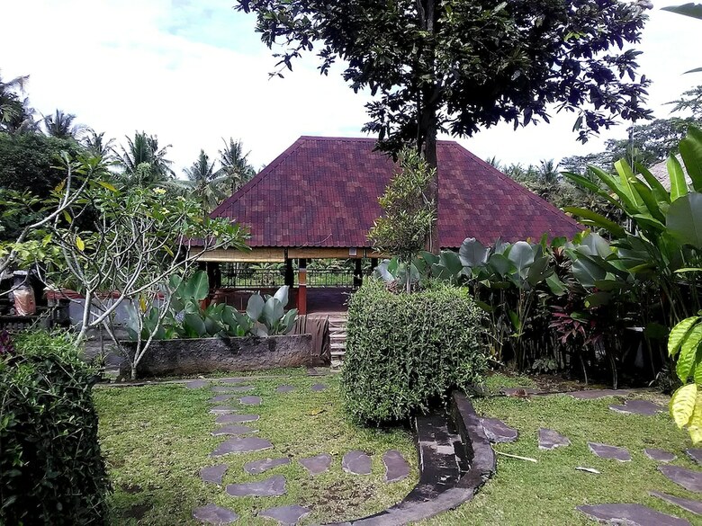 Hotel Astawa House