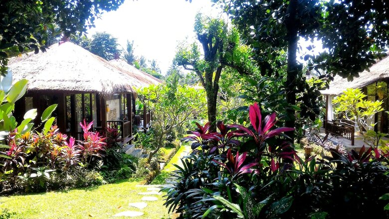 Hotel Astawa House