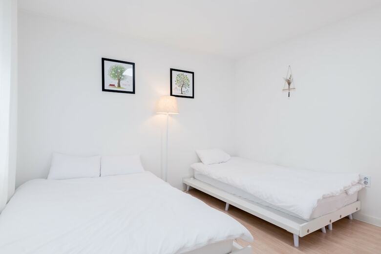 Hotel Zibro Y