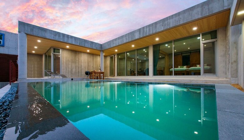 Pension Heritis Poolvilla