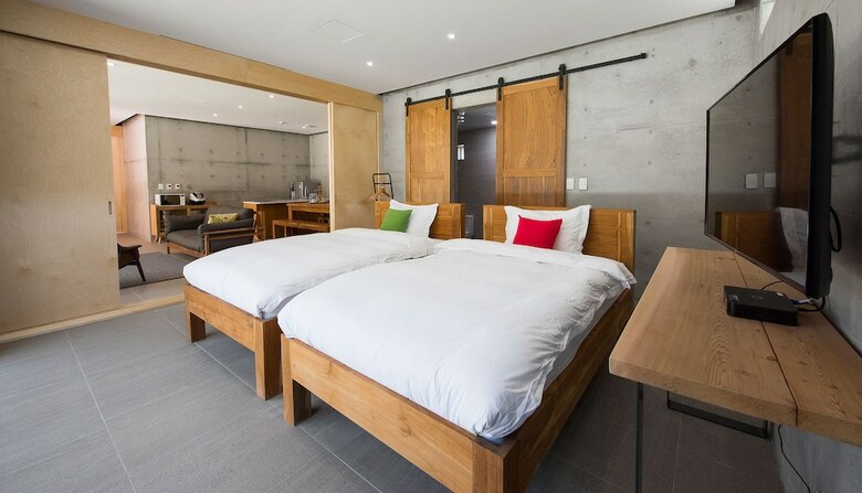 Pension Heritis Poolvilla