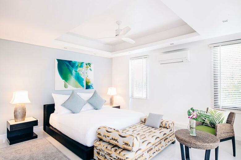 5 Bedroom Beach Front Villa Lotus