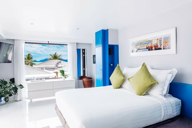 5 Bedroom Beach Front Villa Lotus