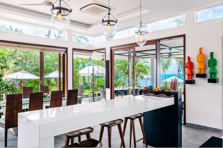 5 Bedroom Beach Front Villa Lotus