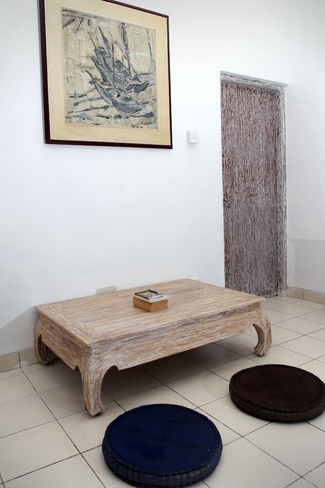 Hostal Ons Hostel