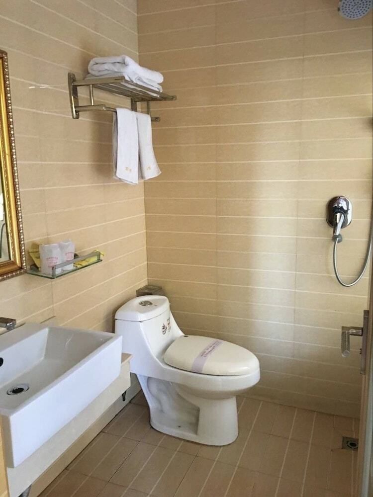 Victory Hotel